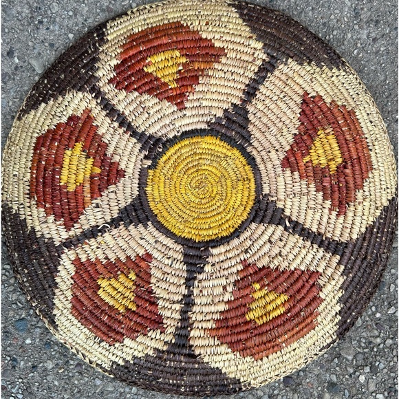 Vintage handwoven brown mustard shallow bowl plate basket 12’ Southwest style - Picture 1 of 5